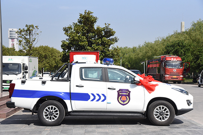 流動(dòng)警務(wù)室|移動(dòng)警務(wù)室|通信指揮車|特種改裝警車|緝查布控車|防爆車|流動(dòng)警務(wù)車|流動(dòng)警務(wù)站|移動(dòng)警務(wù)車|電動(dòng)巡邏車|電動(dòng)觀光車|電動(dòng)警車|電動(dòng)消防車
